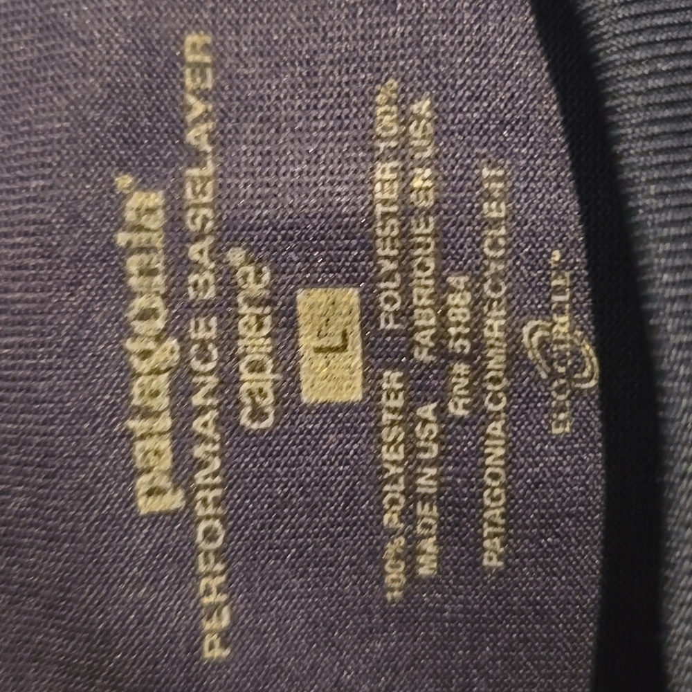 Patagonia Capilene Base Layer - Picture 2 of 4